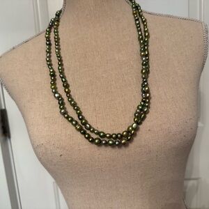HONORA NECKLACE PEARL STRAND GREEN BAROQUE KNOTTED LONG 58”